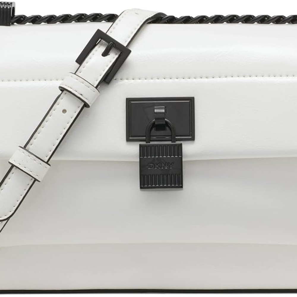 White DKNY bag with black strap EVIE FLAP SHOULDER
R41 EDC63 - Picture 4 of 8